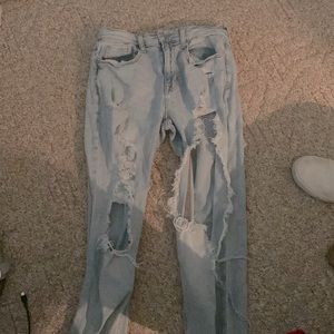 Aeropostale size 4 mom jeans.